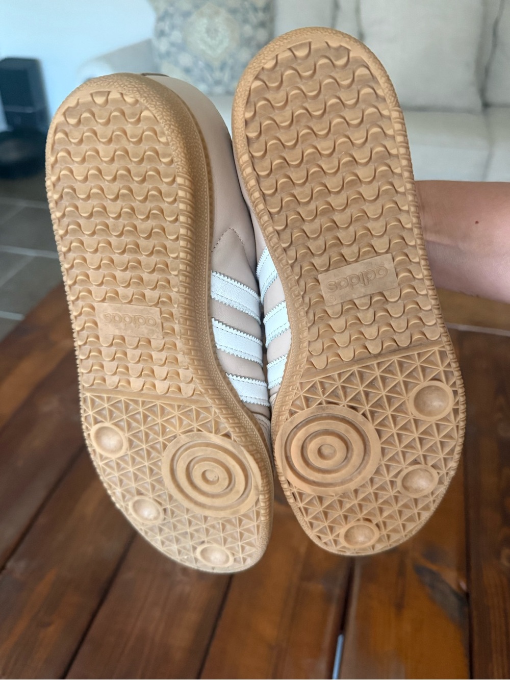 Adidas Samba OG Tan Cream Gum Sole Sneakers Women’s 8.5 men’s 7.5 - Picture 5 of 6